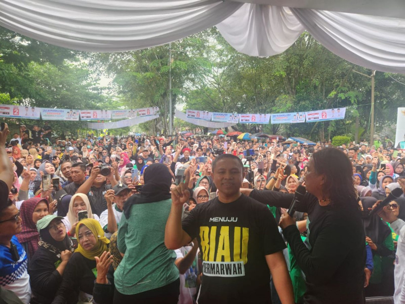 Senam Sehat Bersama Masyarakat, Cagubri Abdul Wahid Komit Membangun Inhil