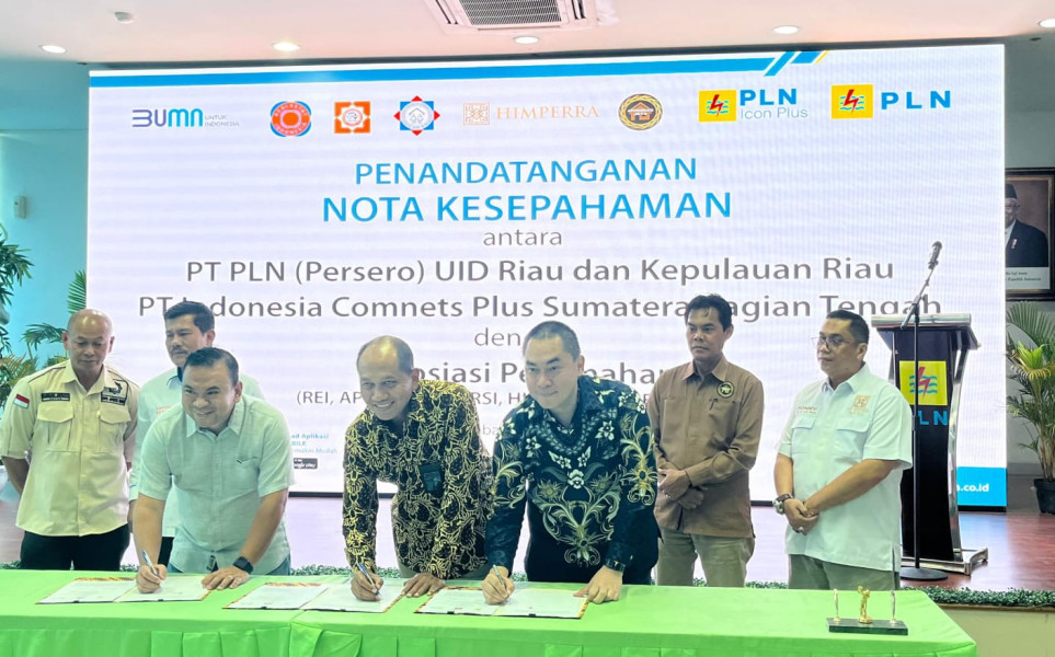 PLN Icon Plus Teken MoU dengan PLN RKR dan 6 Asosiasi Perumahan