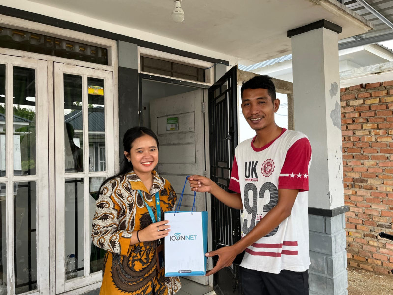 PLN Icon Plus Sumbagteng Kunjungi Pelanggan yang Alami Gangguan Jaringan