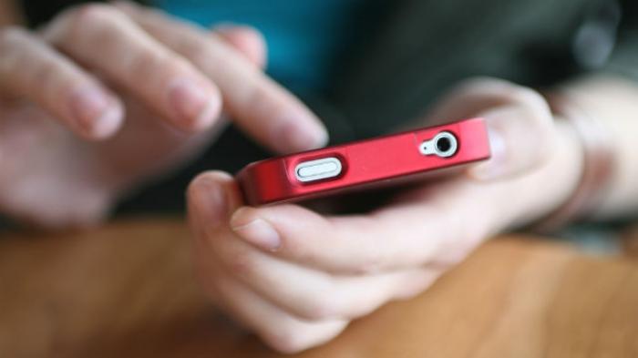 Miris! Seorang Ibu Menjual Anaknya Sendiri Demi Bisa Beli Ponsel