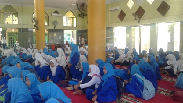 Para Remaja Antusias Mengikuti Pesantren Kilat Ramadan