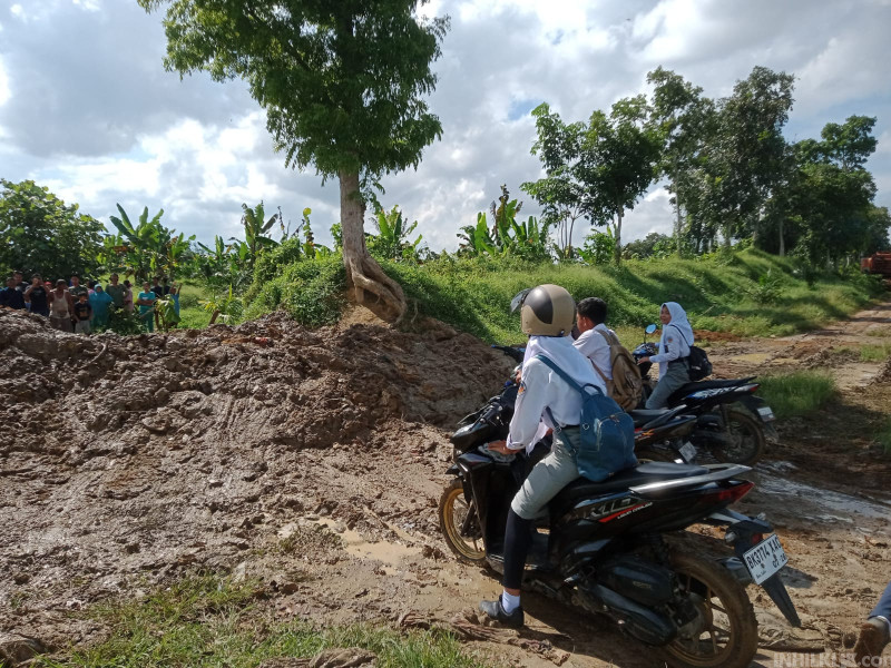 PT. Soeloeng Laoet Putus Akses Jalan Masyarakat Ternyata Miskomunikasi, Kadus VIII: Besok Sudah Bisa Dilewati