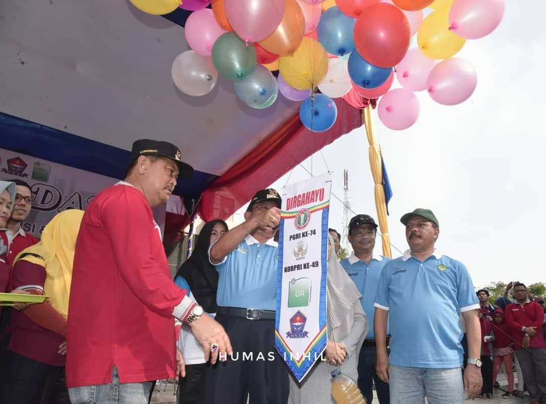 Olahraga Bersama Peringati Hari AIDS se Dunia