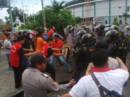 Kericuhan Saat Demo di Kantor PN Bengkalis Telah Direncanakan