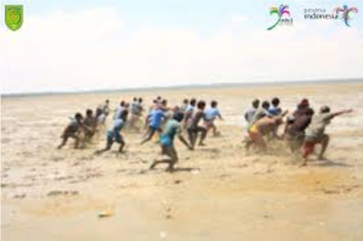Pesona Pantai Bidari di Kabupaten Inhil