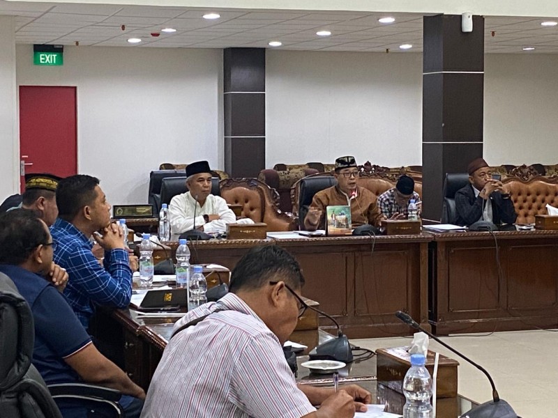 Pemkab Inhil dan Perusahaan Segera Cari Solusi Banjir di Desa Lahang Hulu