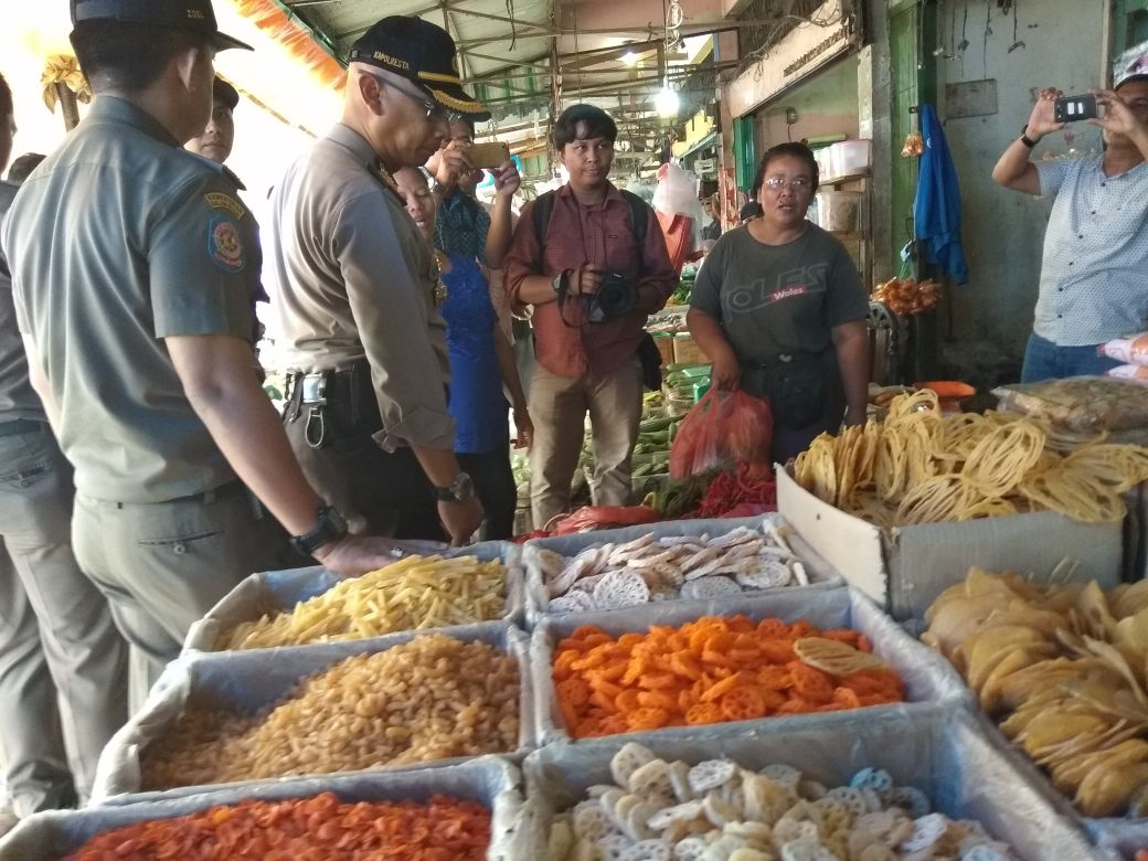 Jaga Stabilan Harga Sembako, Polresta Pekanbaru Lakukan Sidak Pasar Jelang Natal & Tahun Baru