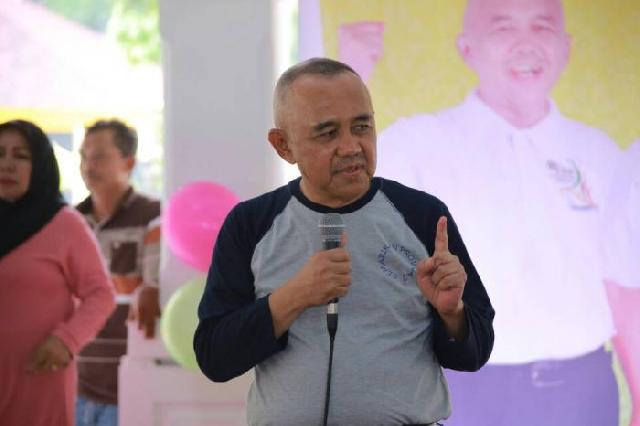 Anak-anak Terlihat Riang-Gembira Ketika Gubri Mendongeng