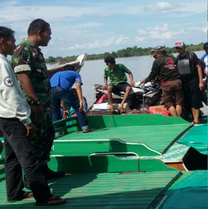 Babinsa Koramil 04/Kuindra Pantau Arus Mudik dan Balik di Kecamatan Concong