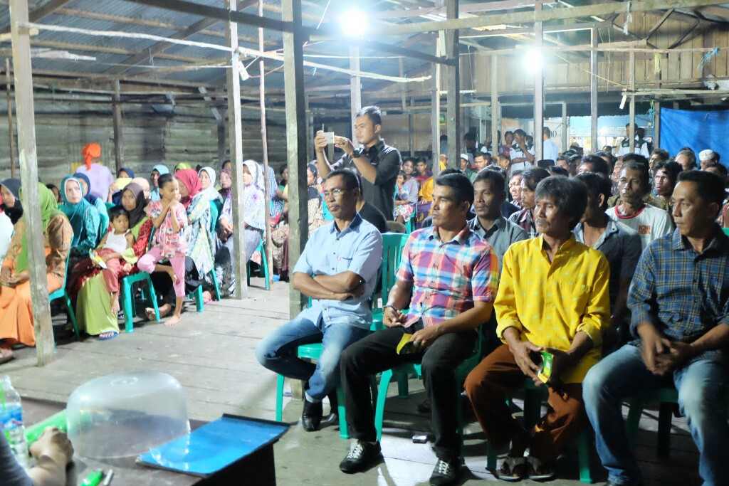 Masyarakat Desa Sungai Laut Elu-elukan Abdul Wahid Jadi Bupati Inhil