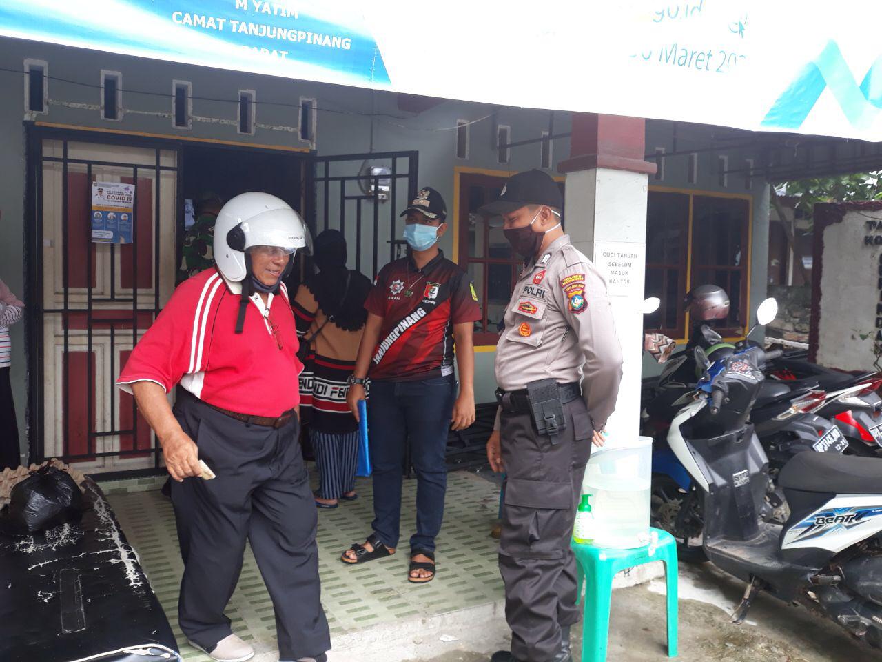 Lurah Kemboja: Sebanyak 550 Paket Sembako Murah Dengan Menggunakan Kupon, Habis Terjual