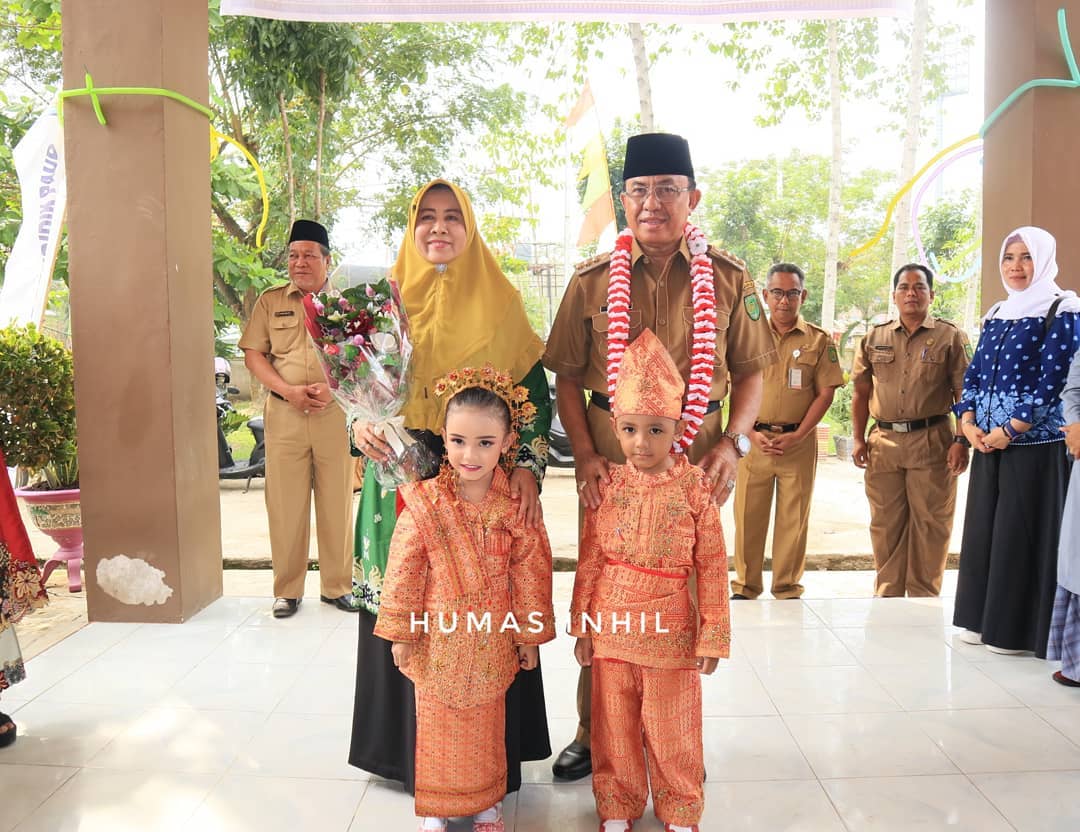 Hari Anak Nasional, Bupati inhil: Anak Indonesia Termasuk Anak Paling Bahagia di Dunia
