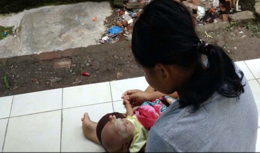 Dicabuli, Gadis Belia yang Masih SMP Ini Lahirkan Anak Paman