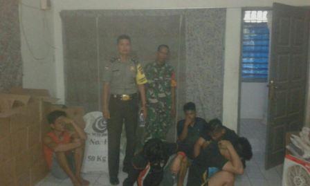 Aparat Gabungan Grebek Home Industri Miras di Pekanbaru