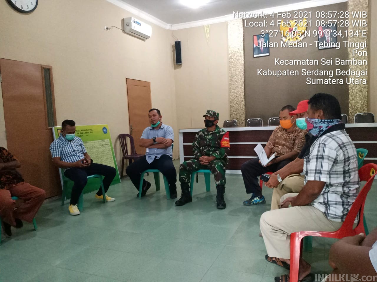 Babinsa Koramil 10/Sei Rampah Koordinasi Tentang PPKM di Desa Pon