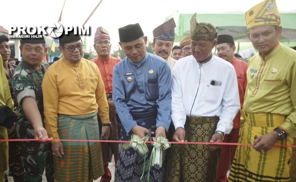 MTQ ke-XXXII Keritang, Pj Bupati Inhil Lepas Pawai dan Buka Stand Bazar