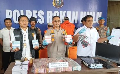 Sudah P-21, Berkas Perkara Korupsi BBM di Disperkim Rohul Dilimpahkan ke Kejaksaan