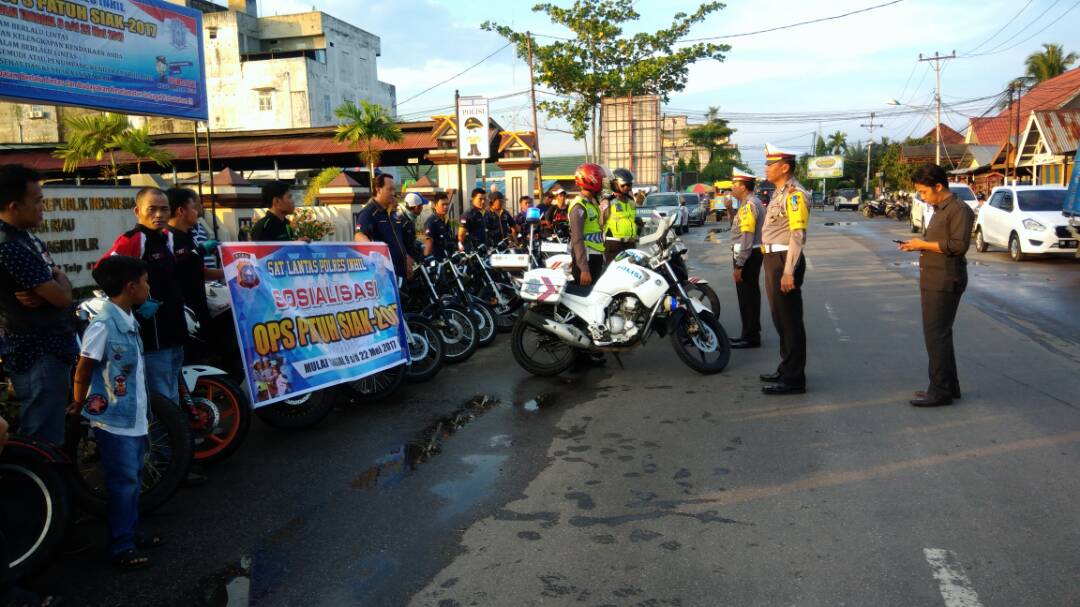Dukung Ops Patuh-Siak 2017, Polres Inhil Gelar Safety Ridding
