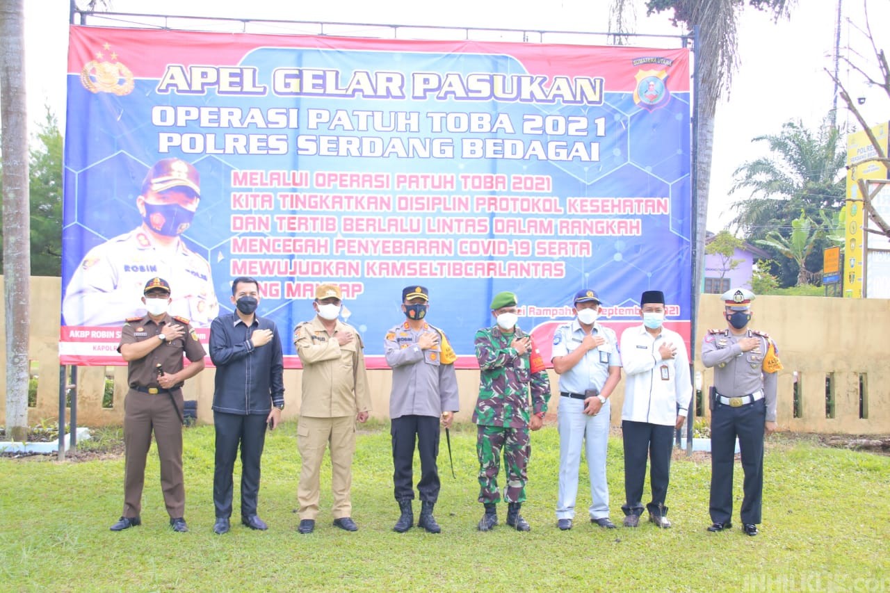 Kapolres Sergai Pimpin Apel Gelar Pasukan Ops Patuh Toba 2021