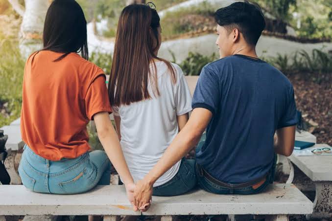 Penelitian Mengatakan Pria Hobi Berselingkuh Berpotensi Cepat Mati