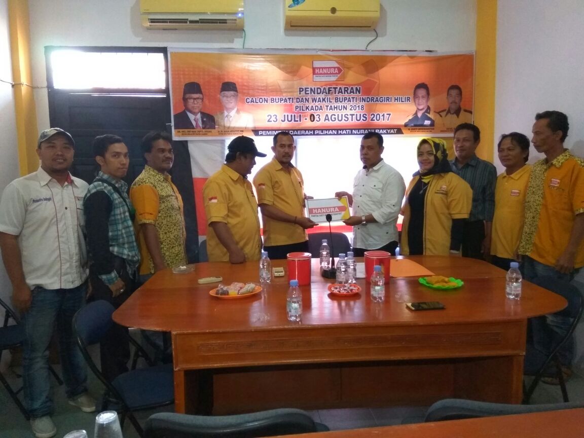 Bos Posmetro Indragiri Mendaftar Cabup Inhil ke Partai Hanura
