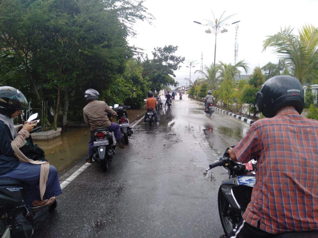 Kota Tembilahan Dikepung Banjir Pasang