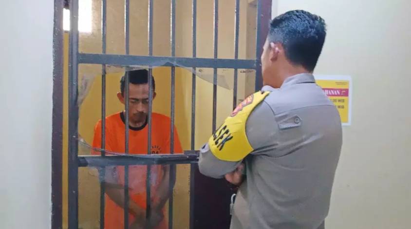 Cinta Segitiga, Junaedi Dikapak hingga Bersimbah Darah