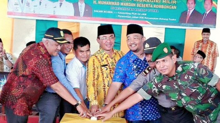 Akhirnya, Masyarakat Kecamatan Batang Tuaka Sudah Bisa Menikmati Listrik 24 Jam