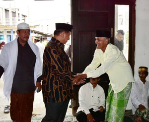 Saat Menghadiri Acara Isra' Mi'raj, Wabup Rosman Minta Masyarakat Ikut Awasi Program Pembangunan