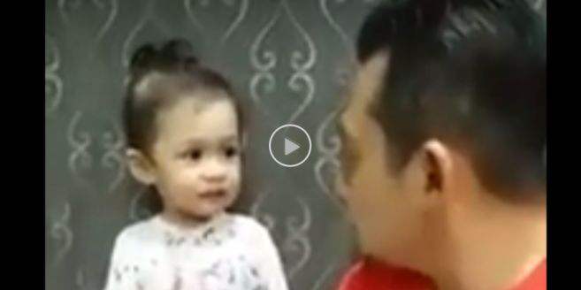Video Lucu Balita yang Dimarahi Sang Ayah, Yuk Lihat