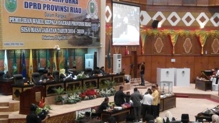 Dewan Minta Gubernur Pahami Aturan dari Pusat Soal Gambut