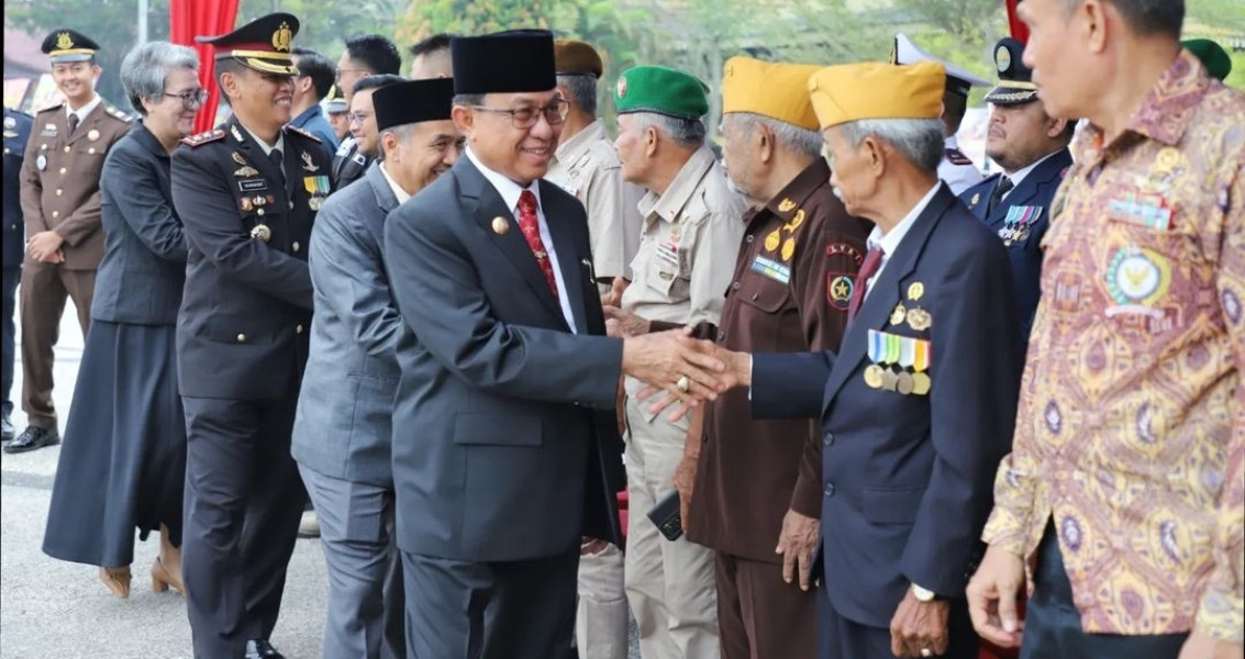Bupati Inhil Ikuti Upacara Peringatan HUT TNI ke-78 Tahun 2023