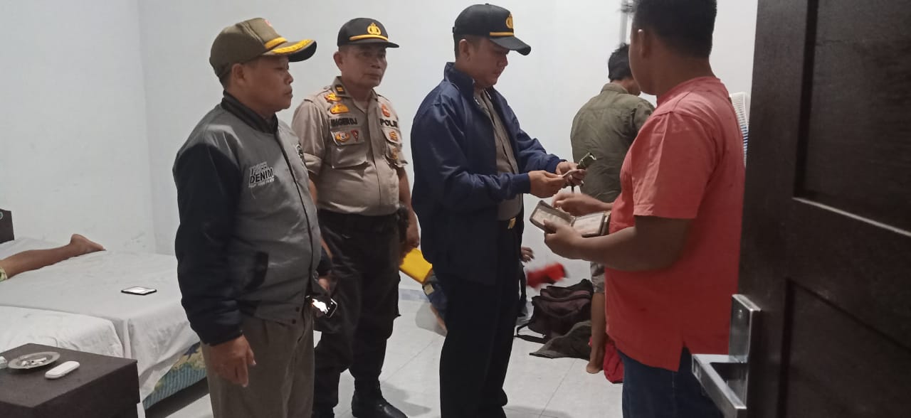 Polsek Tembilahan Hulu Amankan Dua Pasangan Bukan Suami Istri
