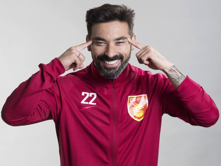 Lavezzi Minta Maaf Atas Foto Kontroversialnya