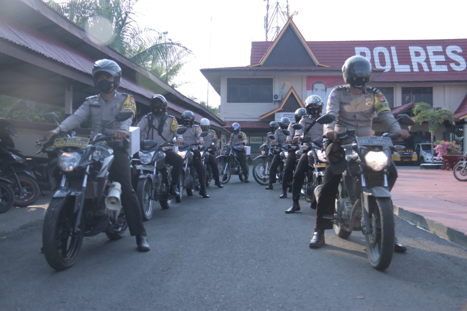 100 Paket Sembako dari Polres Inhil Meluncur ke Warga yang Melaksanakan Isoman