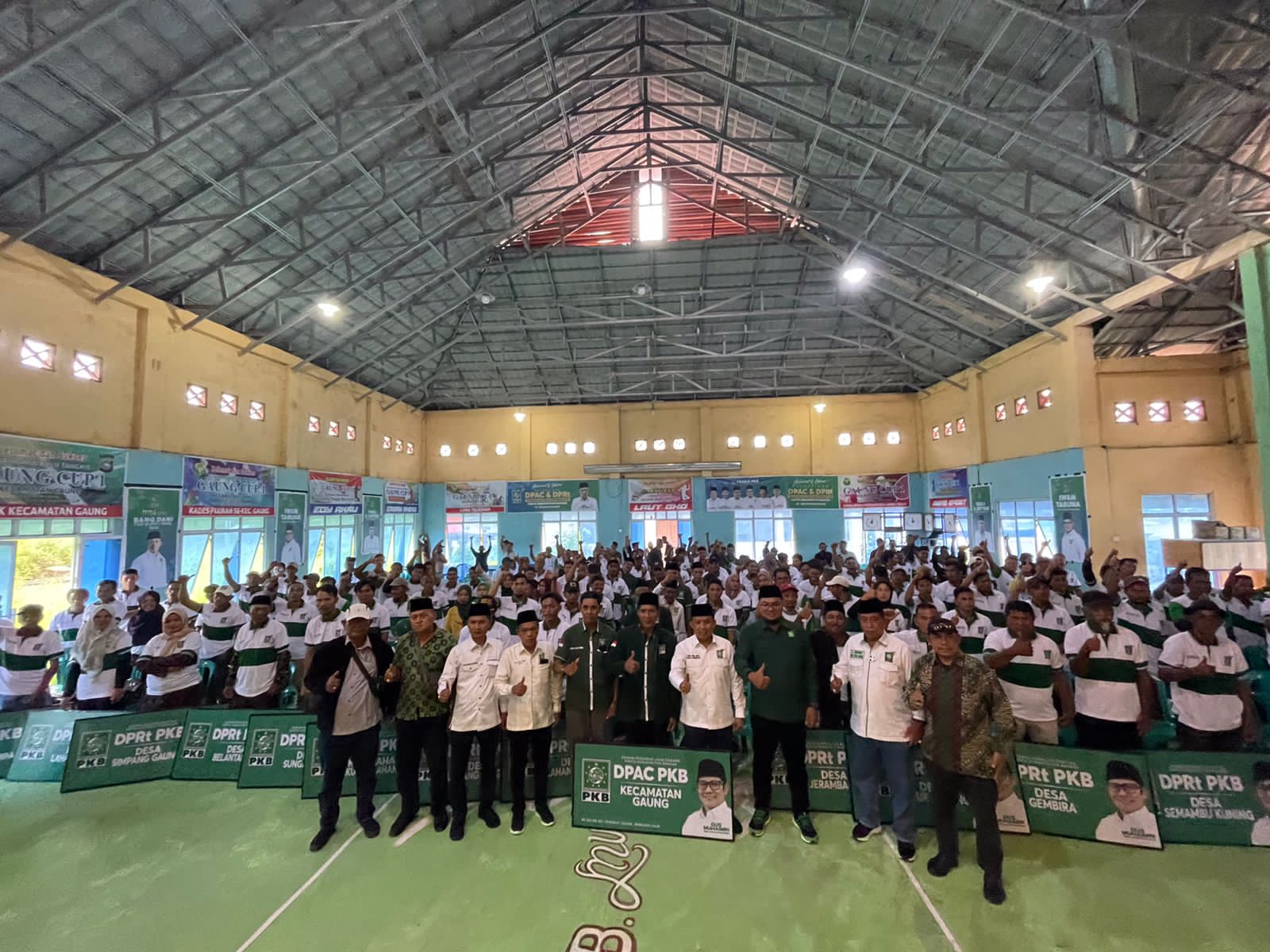 Siap Menangkan Pemilu 2024, Ketua DPW PKB Riau Lantik DPAC dan Ranting Kecamatan Gaung