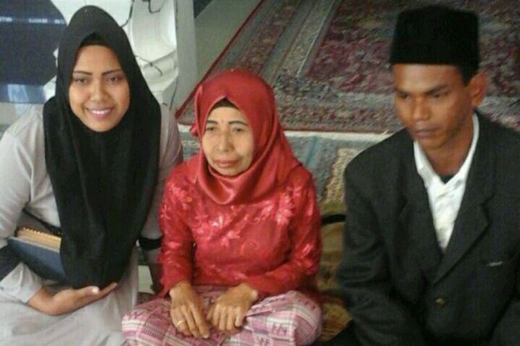 Lagi! Seorang Pemuda 24 Tahun Menikahi Nenek 64 Tahun di Soppeng