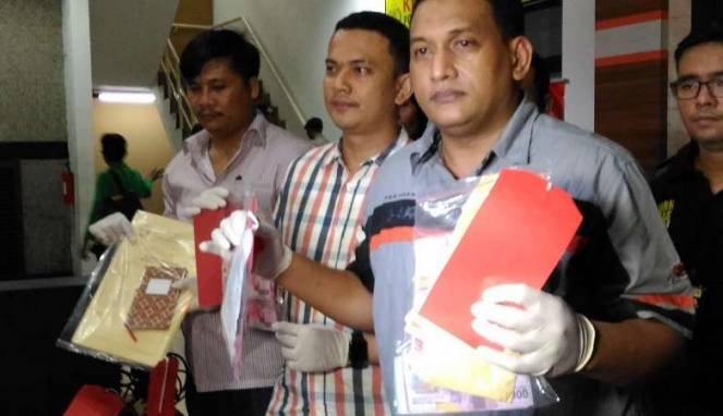 Oknum PNS Ditangkap Polisi saat Peras Warga Rp34 Juta