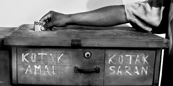 Bersedekah Jangan Untuk Balasan Dunia