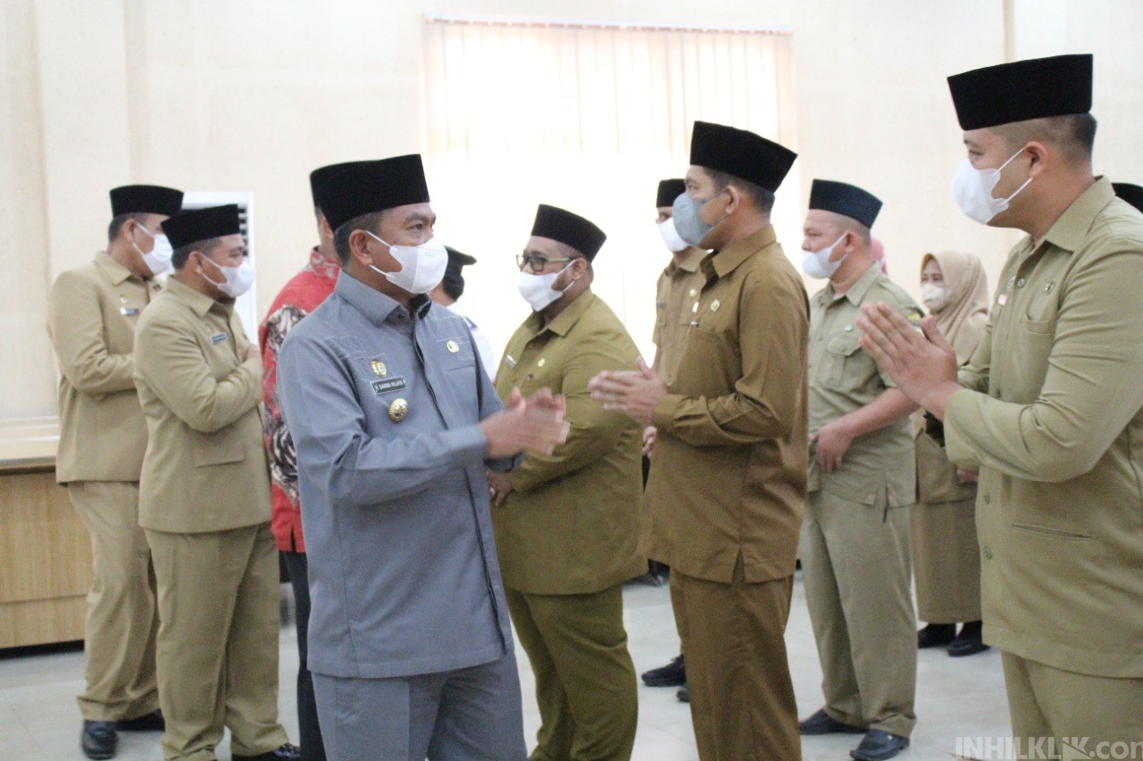 Bupati Darma Wijaya Lantik 13 Pejabat Eselon III dan 102 Pejabat Eselon IV