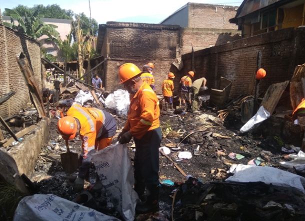 Mukjizat, Alquran Tak Tersentuh Api Meski Rumah Imam Ludes Terbakar