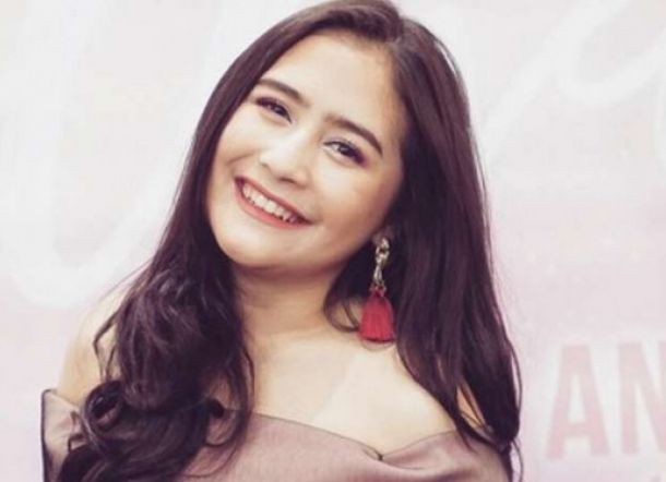 Prilly Latuconsina Ternyata Sempat Ditawari Nyaleg