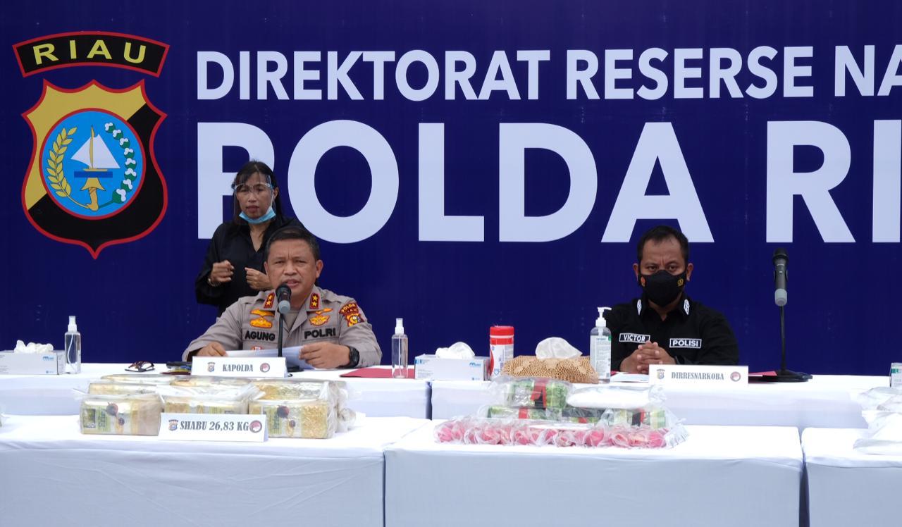 Polda Riau Ungkap Tiga Jaringan Narkoba Dengan BB 24,4 KG Sabu, 6 Pelaku Dibekuk