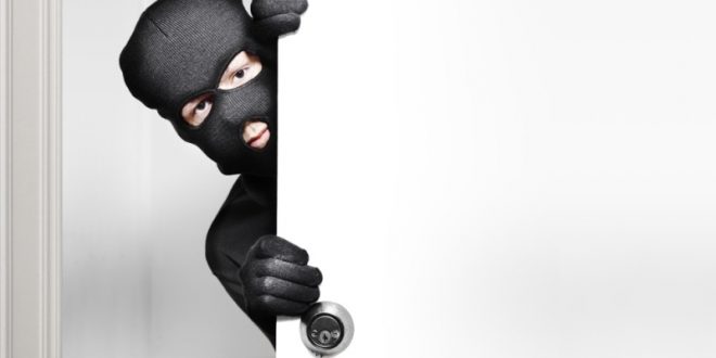 Di Inhil Aksi Pencurian Pukul 9 Malam, Dua Jam Kemudian Beraksi Lagi. Pelaku Di Tangkap