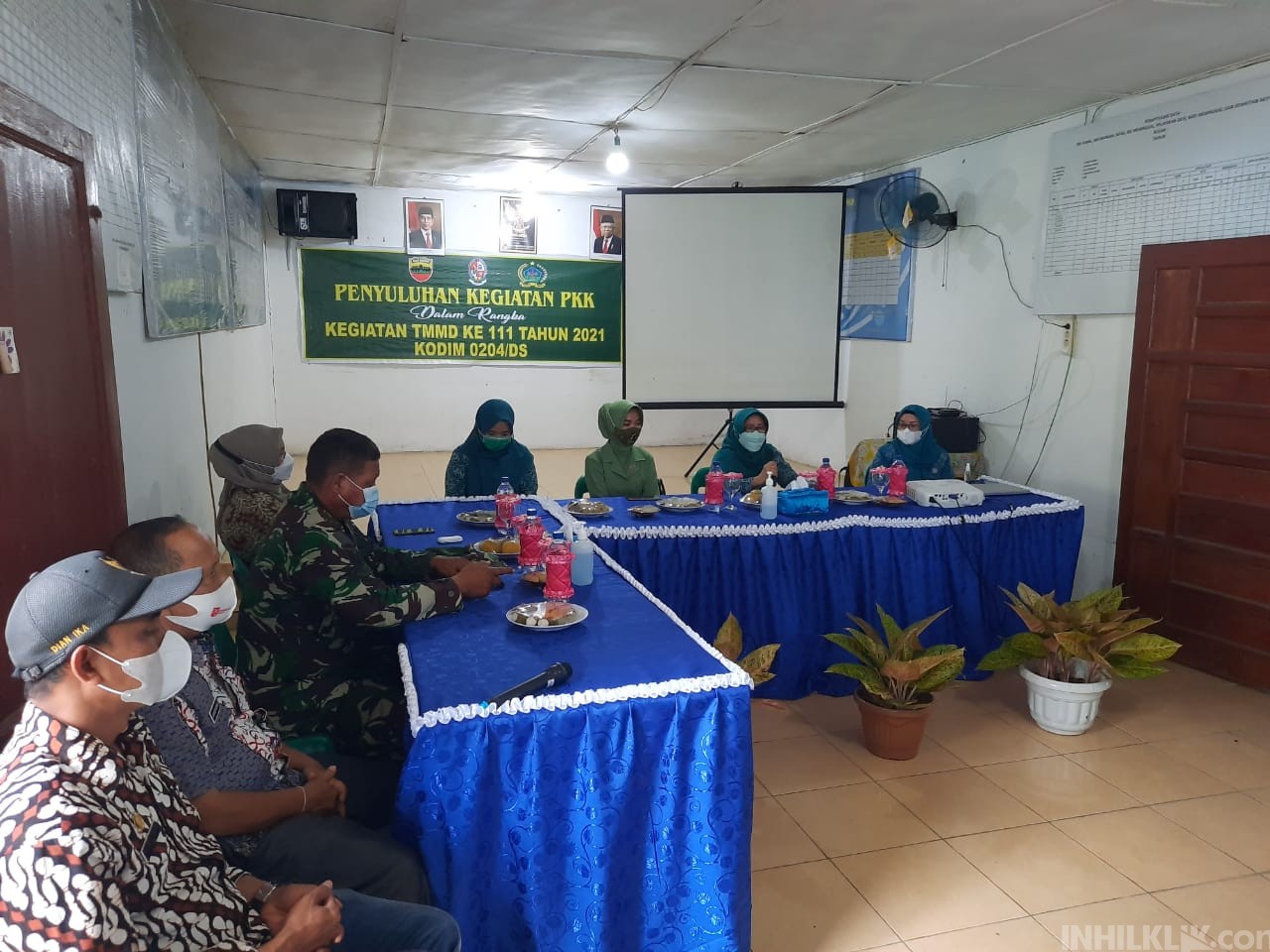 Penyuluhan PKK Satgas TMMD Kodim 0204/DS, Sekda Deliserdang Ajak Ibu-Ibu Galakkan 10 Program Pokok