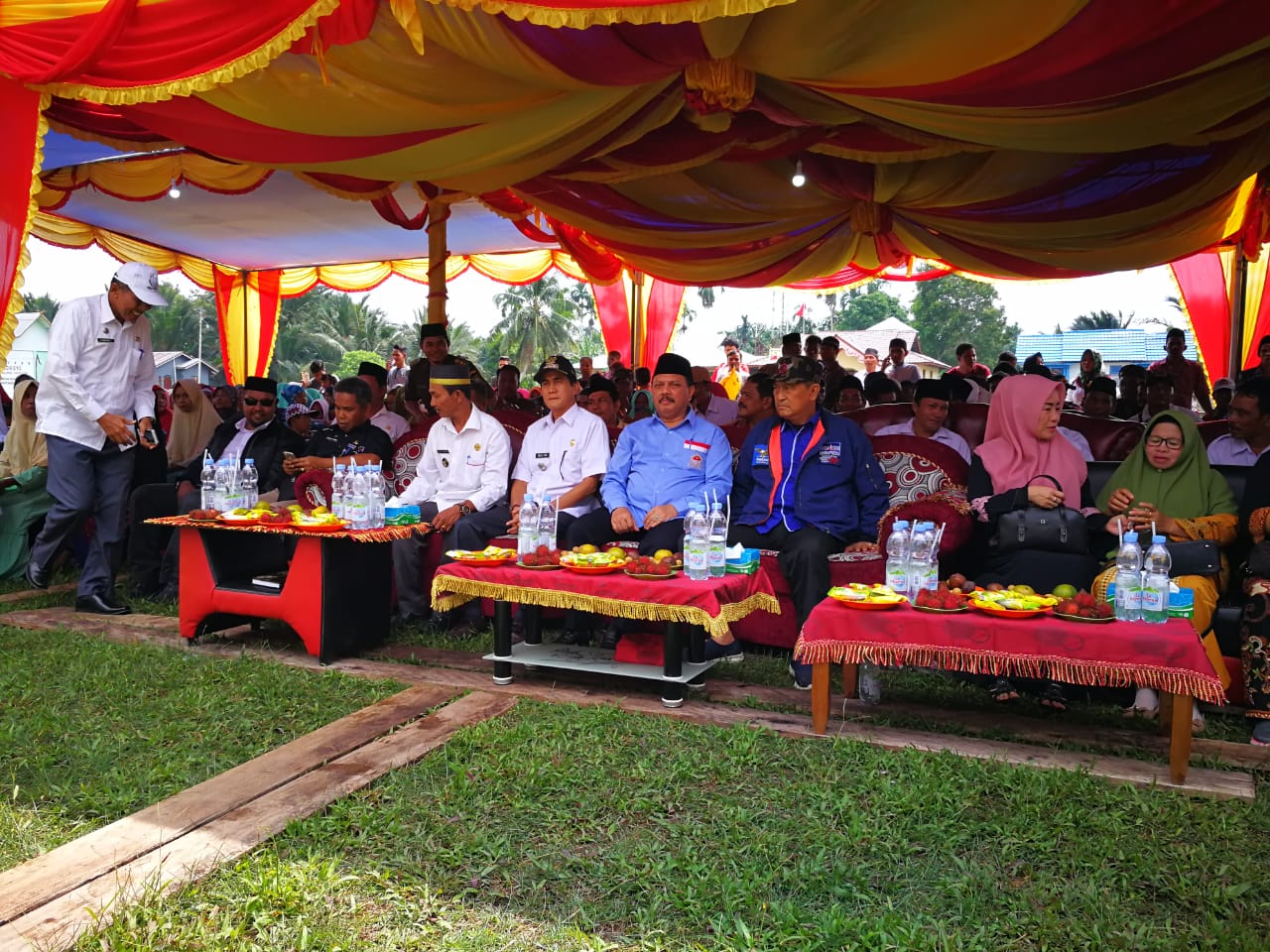 Sekda Inhil Hadiri Pelantikan Kepengurusan Kerukunan Nelayan Desa Tanjung Simpang Kecamatan Pelangiran 