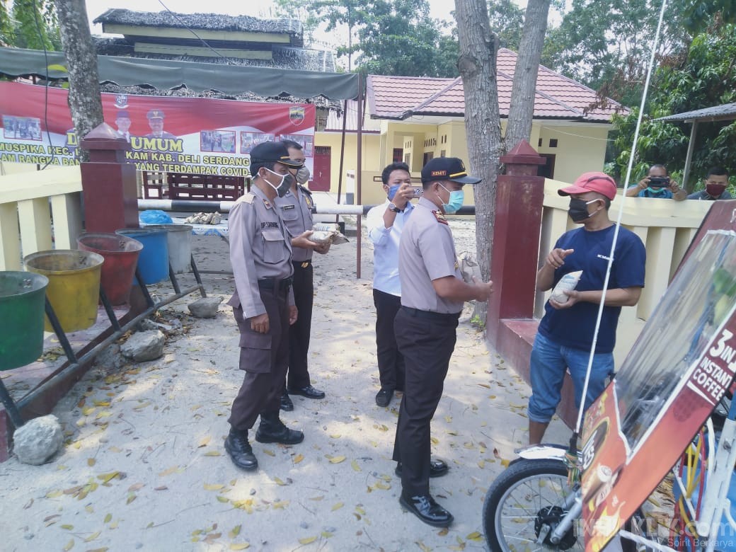 Polsek Lubuk Pakam Dirikan Dapur Umum Untuk Bantu Warga Kurang Mampu