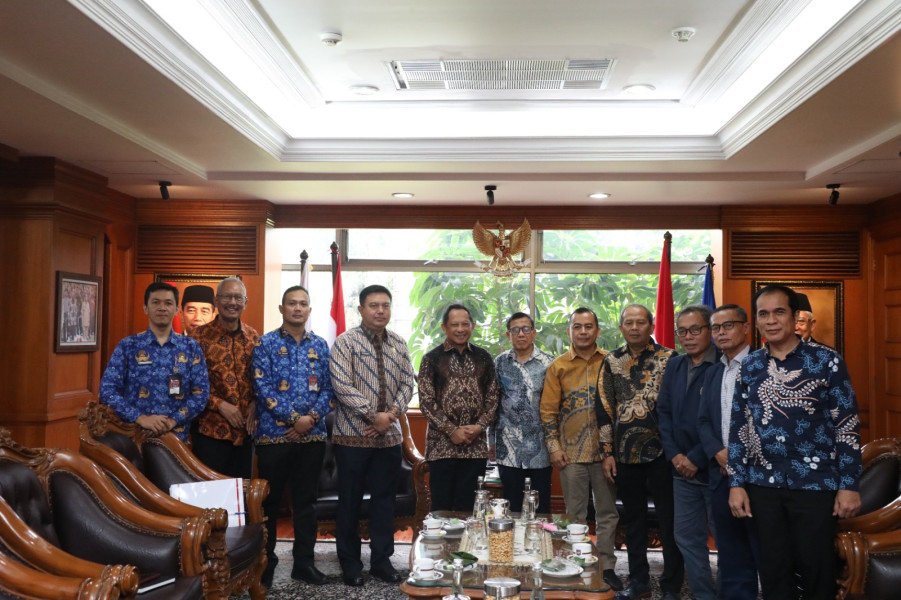 Jajaki Kerjasama, Mendagri Minta PWI Ikut Sosialisasikan Pilkada Damai