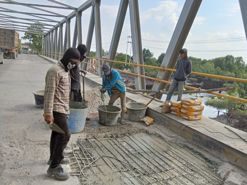 Pemprov Riau Lakukan Perbaikan Jembatan Sungai Masjid Dumai