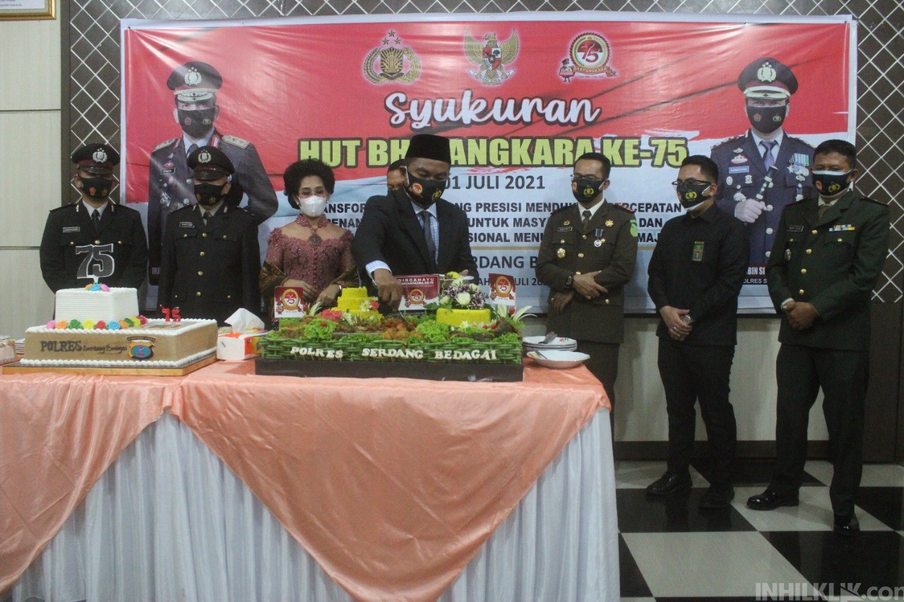 Polres Sergai Gelar Syukuran Peringatan HUT Bhayangkara Ke-75